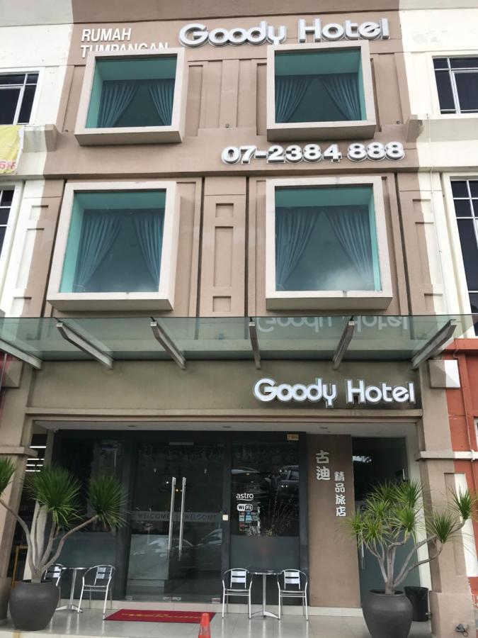 Goody Hotel *